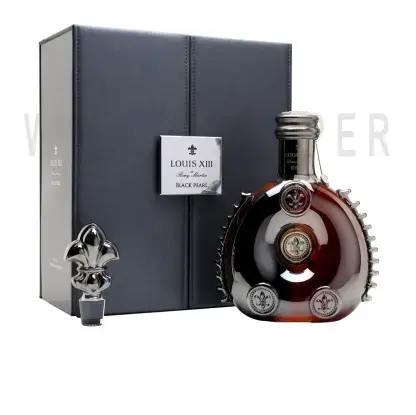 Коньяк Remy Martin Louis XIII Black Pearl, gift box 0.7 л